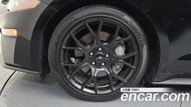 Ford Mustang Mach-E 2020 thumb 5