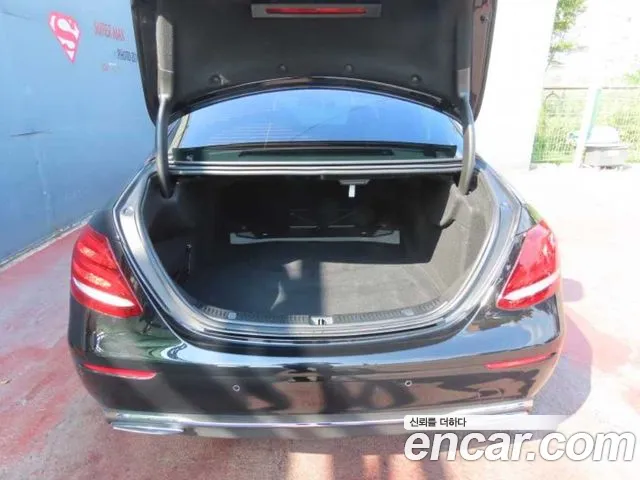 Mercedes-Benz E-Класс 2018 thumb 5