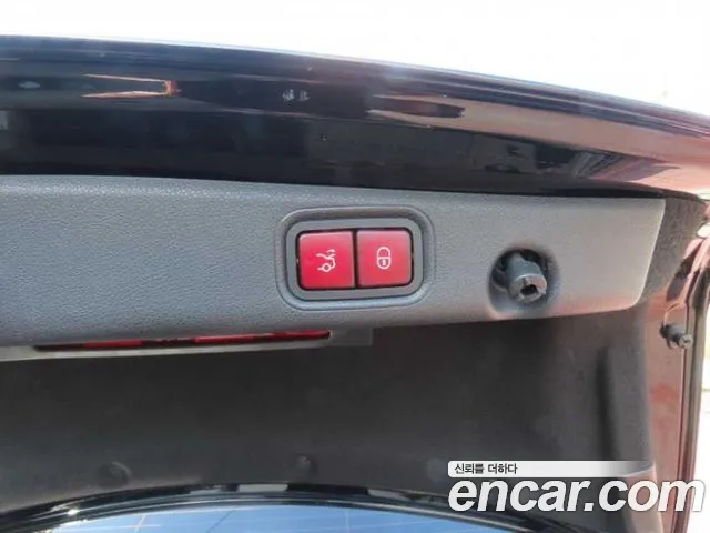 Mercedes-Benz E-Класс 2018 thumb 6