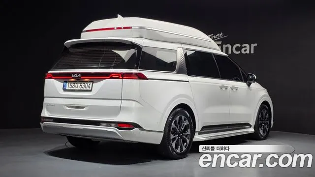 Kia Carnival 2021 thumb 2