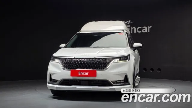 Kia Carnival 2021 thumb 3