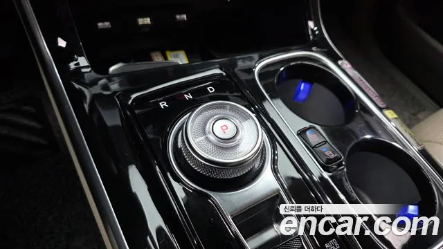 Kia Carnival 2021 thumb 9