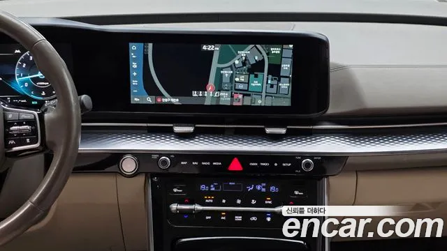 Kia Carnival 2021 thumb 11