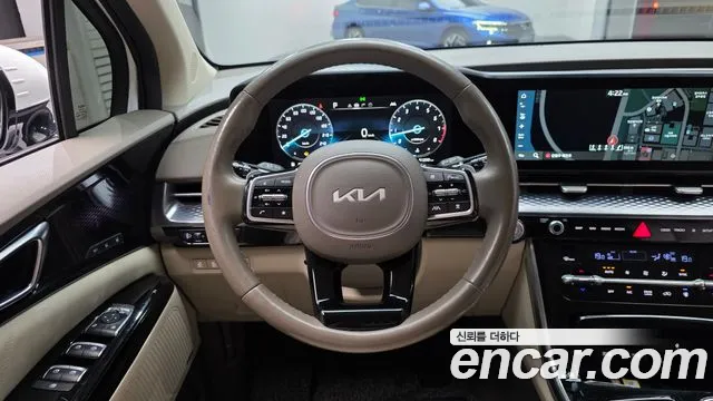 Kia Carnival 2021 thumb 12