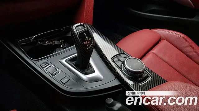 BMW 4-Series 2016 thumb 9