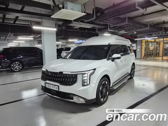Kia Carnival 2024 thumb 2