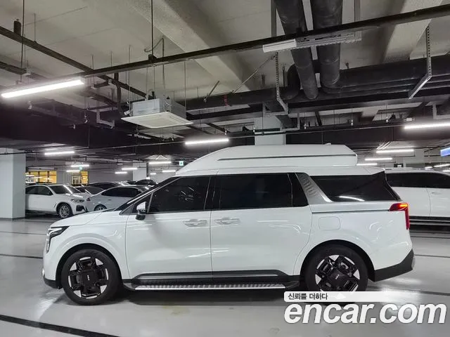Kia Carnival 2024 thumb 3