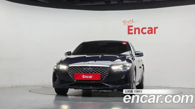 Genesis G70 2020 thumb 3