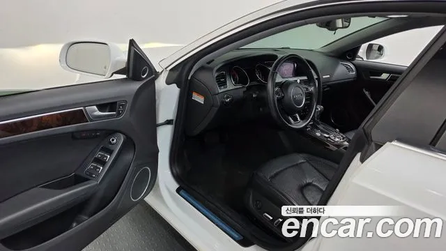 Audi A5 2013 thumb 10
