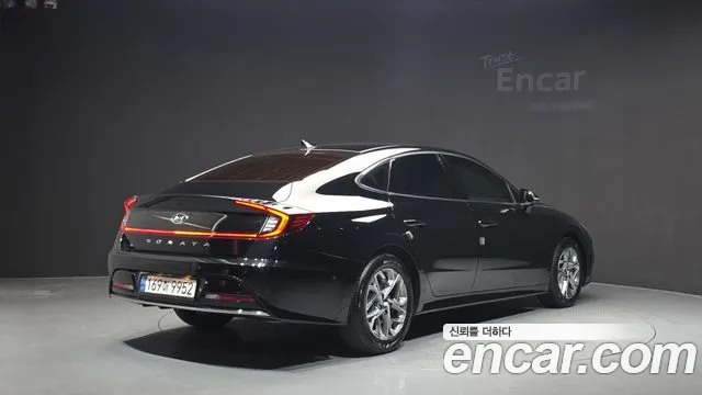 Hyundai Sonata 2022 thumb 2