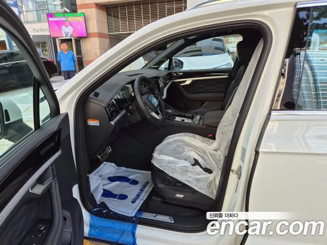 Volkswagen Touareg 2026 thumb 6