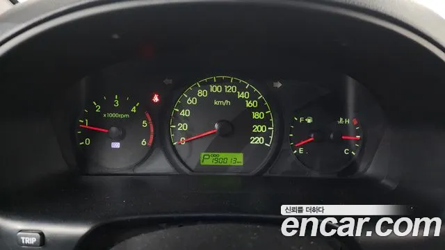 Hyundai Starex 2012 thumb 8
