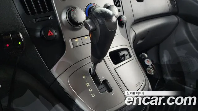 Hyundai Starex 2012 thumb 9