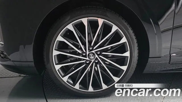Hyundai Grandeur 2023 thumb 5