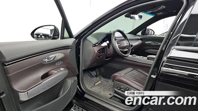 Genesis GV70 2021 thumb 10