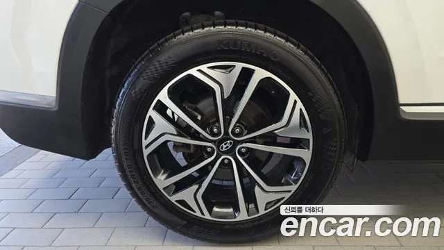 Hyundai Santa Fe 2019 thumb 5
