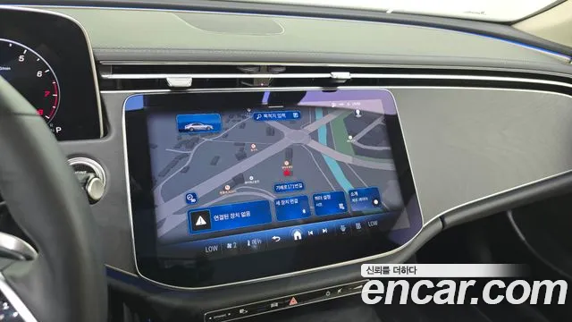 Mercedes-Benz E-Класс 2025 thumb 12