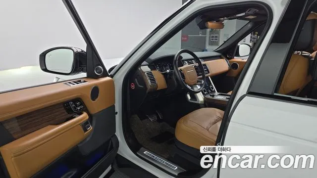 Land Rover Range Rover 2021 thumb 10