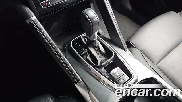 Renault-KoreaSamsung Koleos 2021 thumb 9