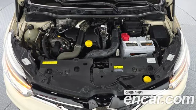 Renault-KoreaSamsung Captur 2018 thumb 6