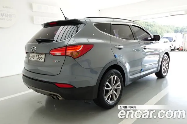 Hyundai Santa Fe 2012 thumb 2