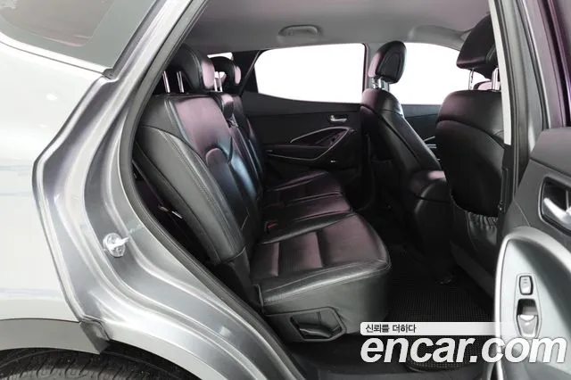 Hyundai Santa Fe 2012 thumb 7