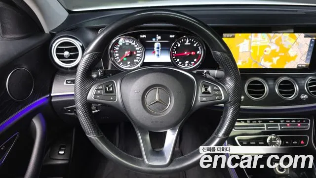 Mercedes-Benz E-Класс 2016 thumb 12