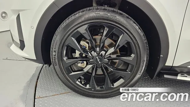 Kia Sorento 2023 thumb 5