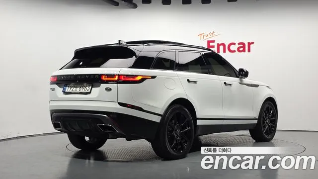 Land Rover Range Rover Velar 2022 thumb 2