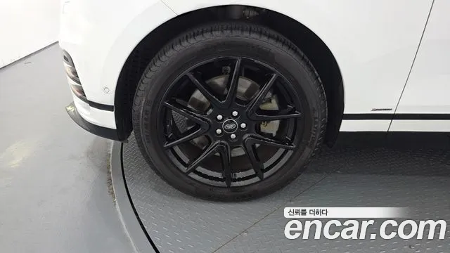 Land Rover Range Rover Velar 2022 thumb 5