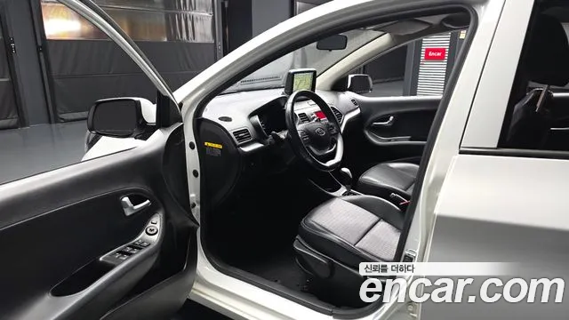 Kia Morning 2015 thumb 10