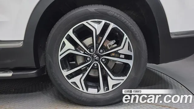 Hyundai Santa Fe 2019 thumb 5