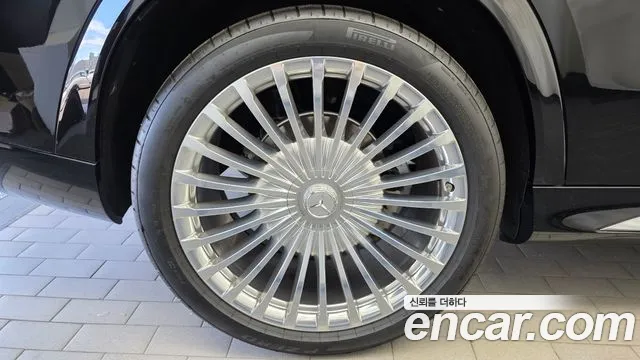 Mercedes-Benz GLS 2025 thumb 5
