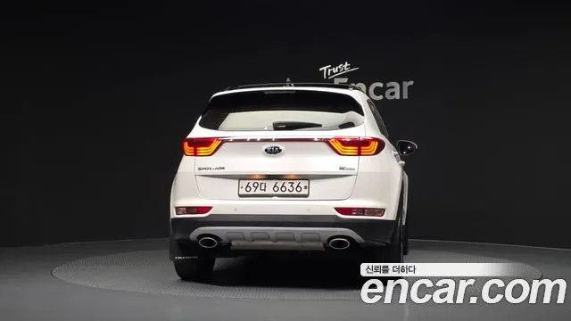 Kia Sportage 2018 thumb 4
