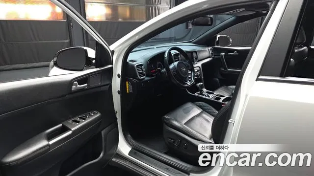 Kia Sportage 2018 thumb 10