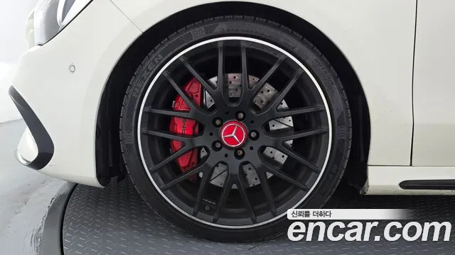 Mercedes-Benz CLA 2017 thumb 5
