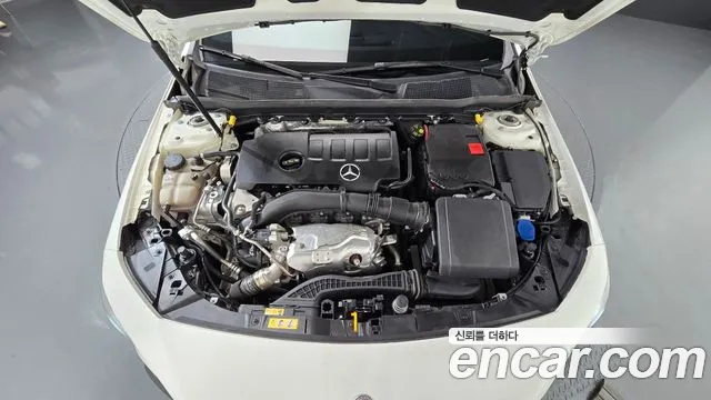 Mercedes-Benz CLA 2023 thumb 6