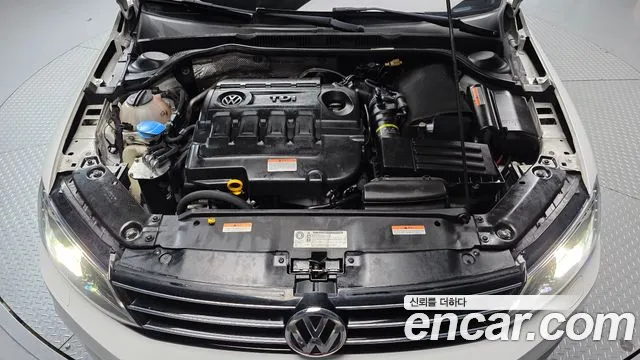 Volkswagen Jetta 2015 thumb 6