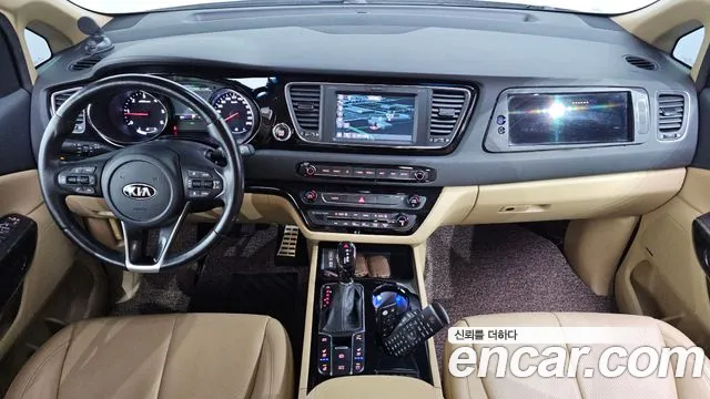 Kia Carnival 2018 thumb 7
