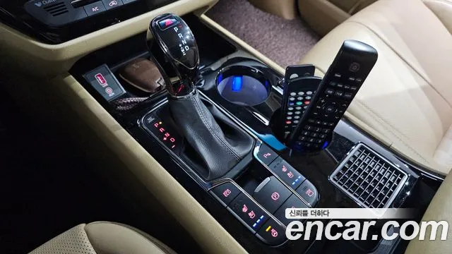 Kia Carnival 2018 thumb 9