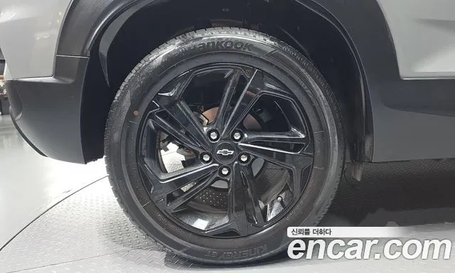 ChevroletGMDaewoo TrailBlazer 2021 thumb 4