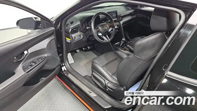 Hyundai Veloster 2019 thumb 9