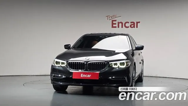 BMW 5-Series 2020 thumb 2