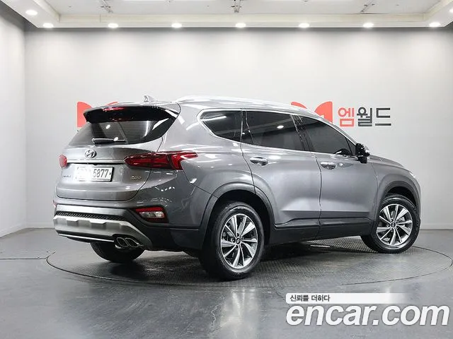 Hyundai Santa Fe 2018 thumb 4