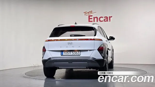 Hyundai Kona 2023 thumb 3