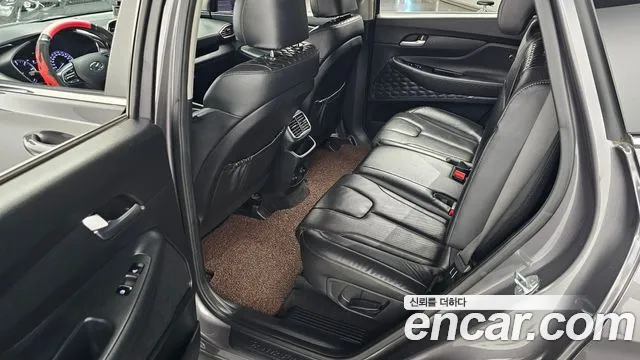Hyundai Santa Fe 2018 thumb 11