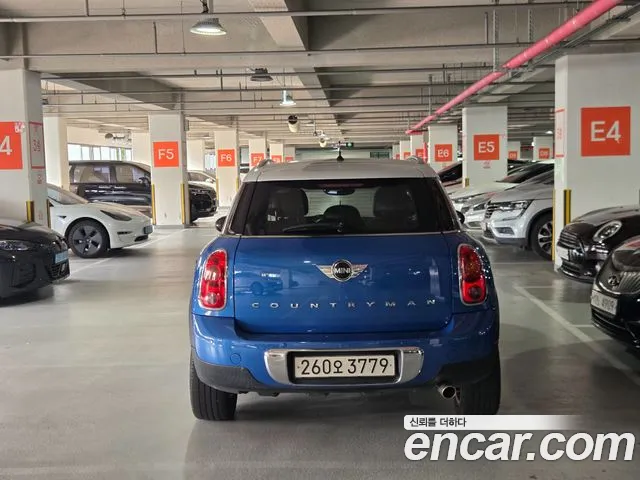 MINI Countryman 2012 thumb 5