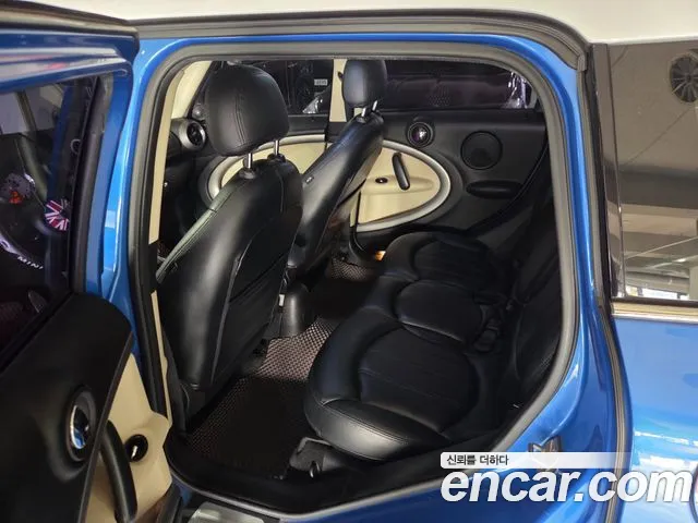MINI Countryman 2012 thumb 8