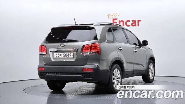 Kia Sorento 2010 thumb 2