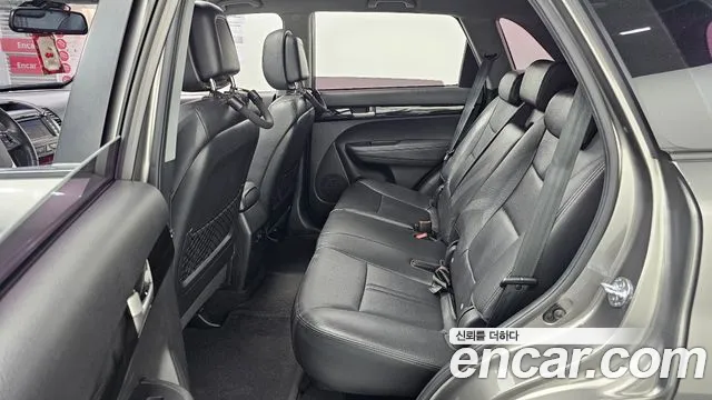 Kia Sorento 2010 thumb 12